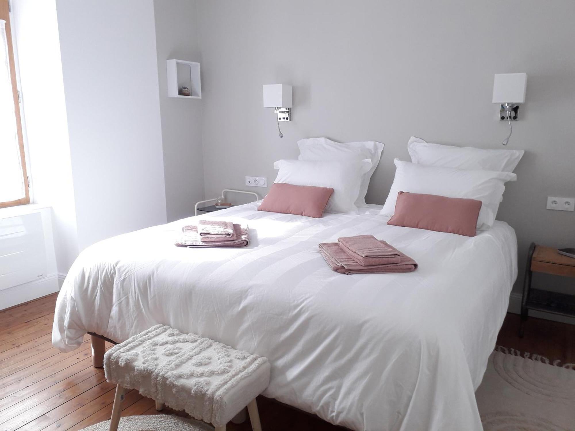 Les Balcons Sur La Loire Bed & Breakfast Chalonnes-sur-Loire Phòng bức ảnh